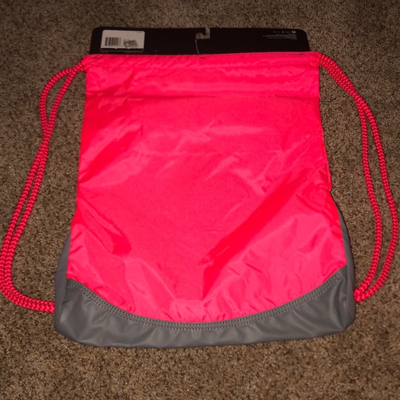 Nike Drawstring Pink/Multicolor Bag - Picture 3 of 3